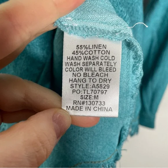 Umgee Button Down Linen Boyfriend Shirt Frayed Hem Mineral Wash Teal Blue Size M - Picture 4 of 5